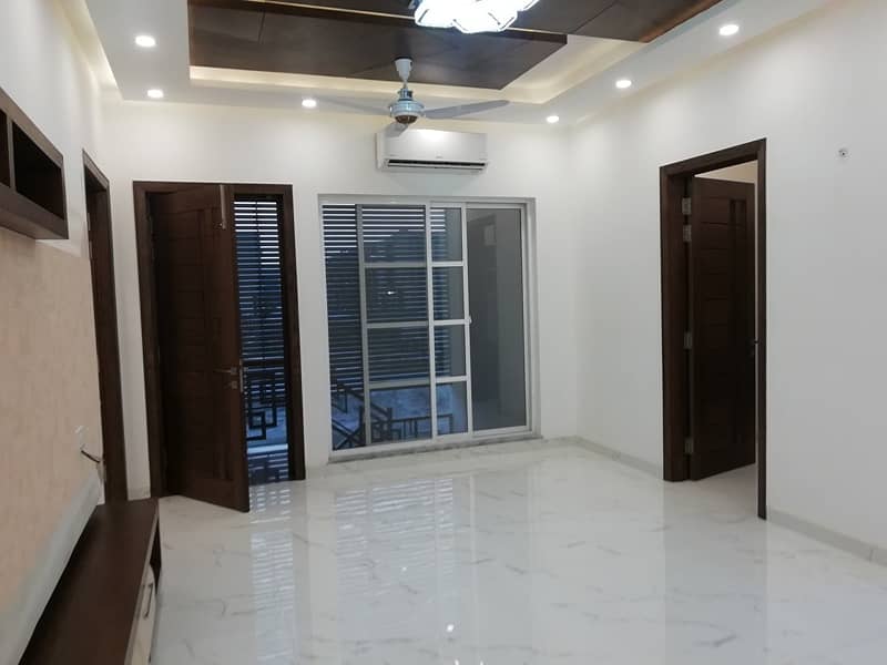 1 Kanal Modern out Design House Prime Hot For Sale Sui Gas Phase1 15