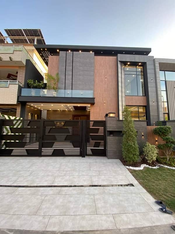 Ultra Modern Design House For Sale In DHA Phase 6 0