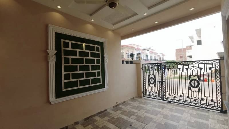 Prime Location In Green City - Block C House For Sale Sized 5 Marla 7