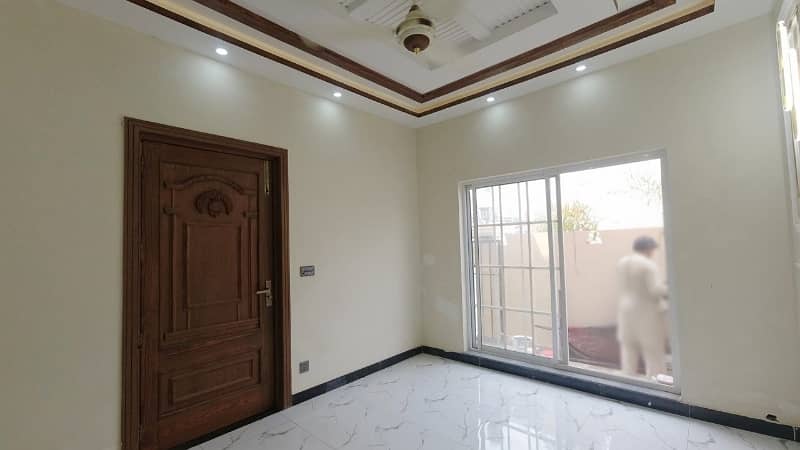 Prime Location In Green City - Block C House For Sale Sized 5 Marla 10