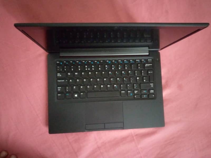 dell latitude 7390 core i5 8th generation 5