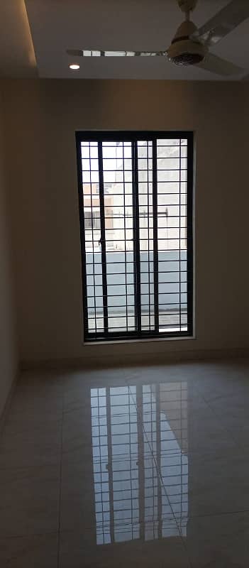 Good Location House For Rent 10