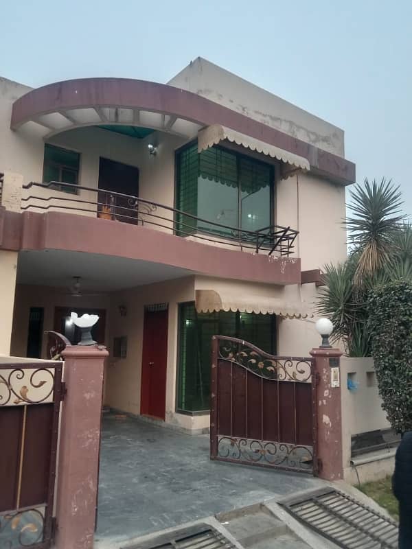 HOT LOCATION CORNER HOUSE FOR RENT IN GREEN CITY AVAILABLE AT RANA MURSLEEN ESTATE 0