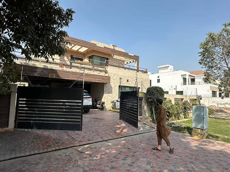 Kanal House Near Park For Sale In DHA Phase 6-F-Lahore 17