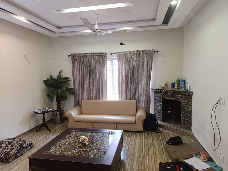 Kanal House Facing Park For Sale In DHA Phase 4-HH-Lahore 8