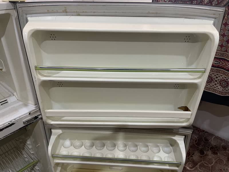 Refrigerator for sale 2 door in good condition 16