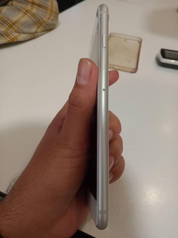 iphone 8 plus (64) jv PTA LIFE time Exchange b ho ja hy ga 4