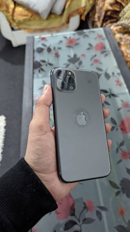 iphone 11 Pro 1