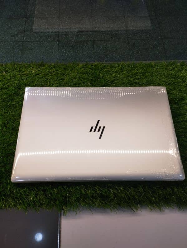 HP EliteBook 840 G7 Touch 0