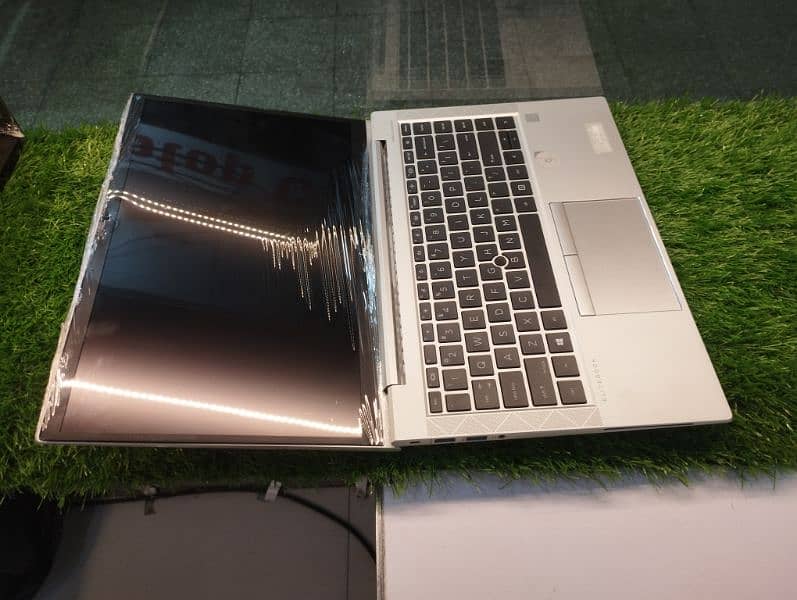 HP EliteBook 840 G7 Touch 3