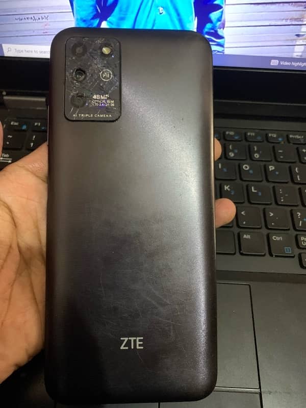 zte blade v30 2