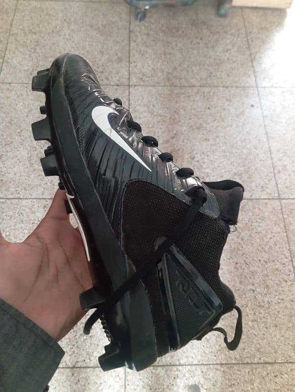 football shoes 0