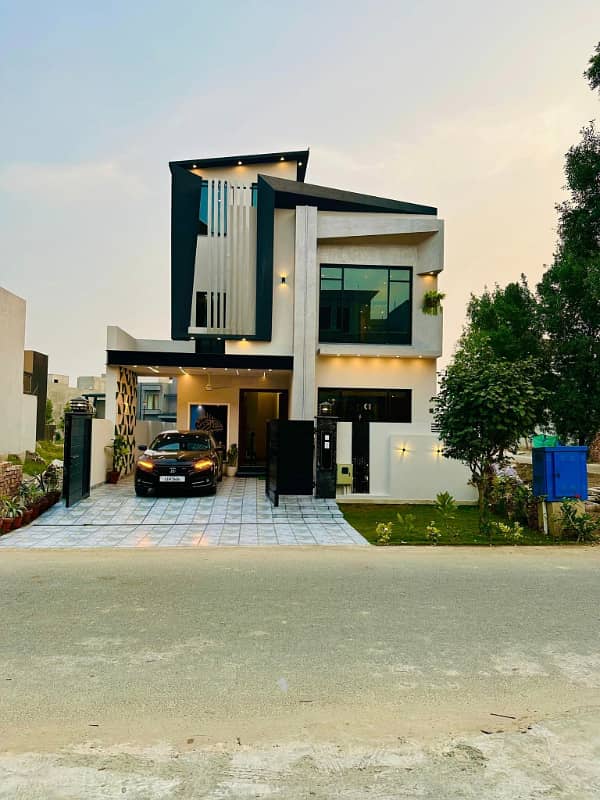 3 Years Installments Plan Modern Brand New House For Sale In Park View City 0