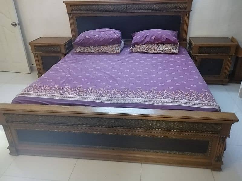 king size bed with side tables and dressing table in good condition 1