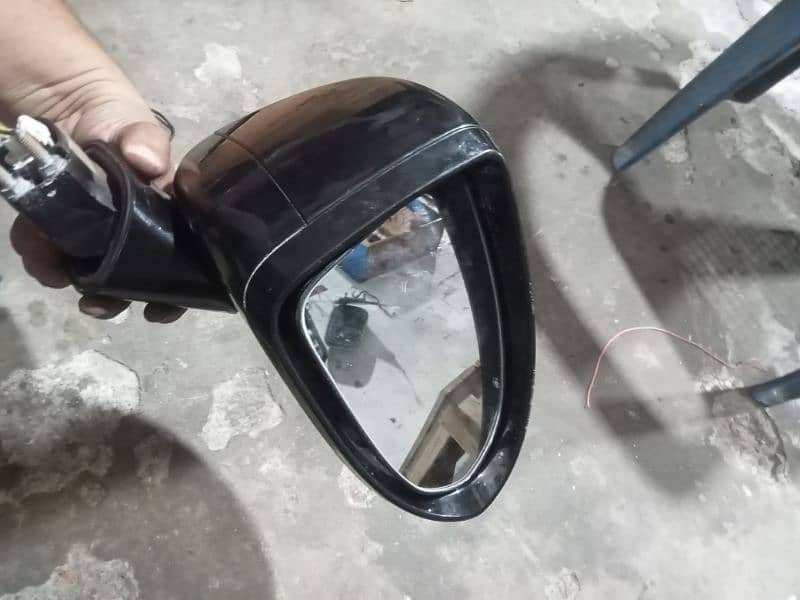 KIA Sportage side mirrors available 204 3