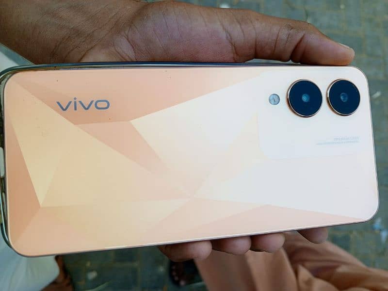 MOBILE vivo y17s 1