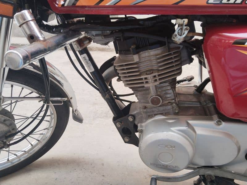 Honda 125 21 Model Lush Condition 9