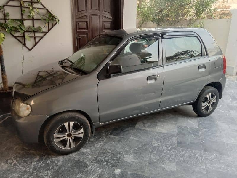 Suzuki Alto 2010 3