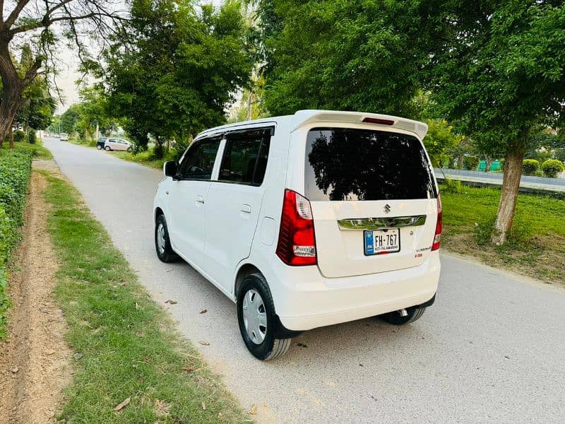 Suzuki Wagon R 2015 4