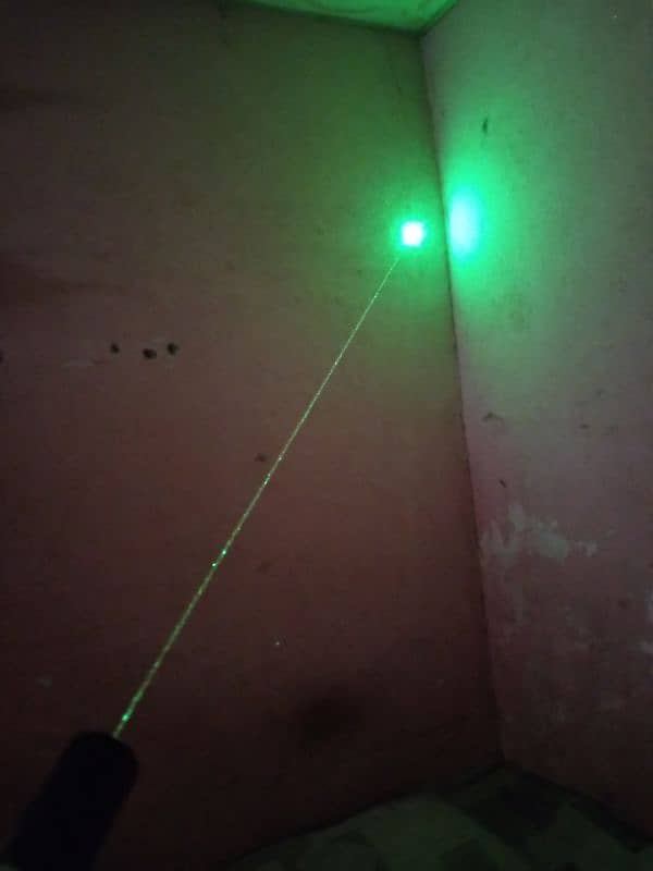 Yt Laser pointer 2