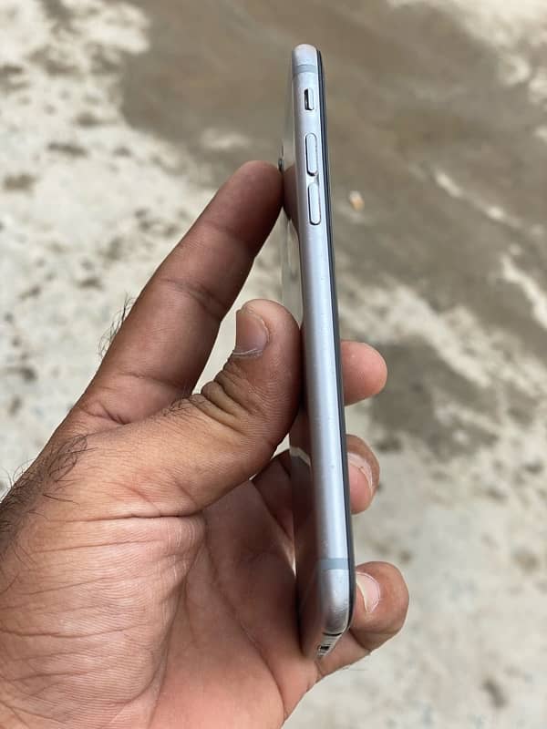 iPhone 6 pta finger print ok 16 gbAll  ok phone contact  03017123066 0