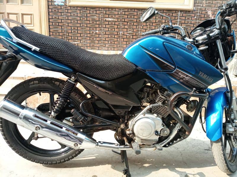 Yamaha YBR 125 3