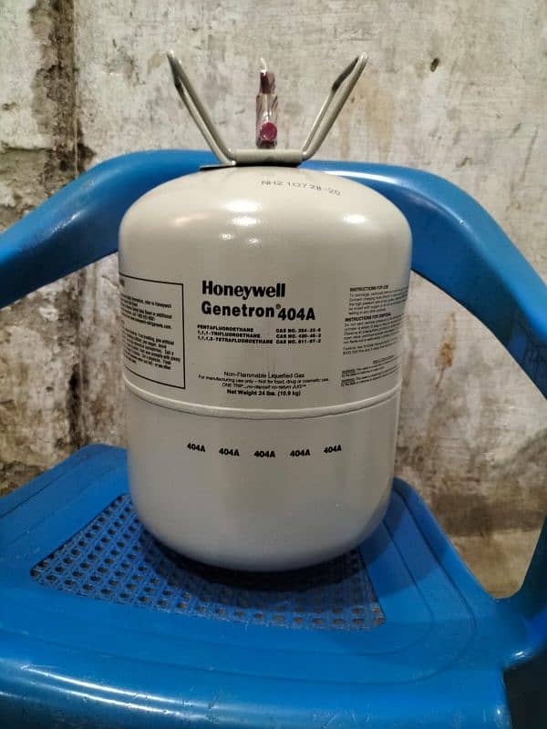 A. C Fridge Gases Available Honeywell Brand 5