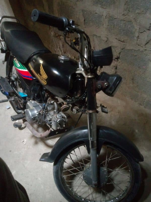 Honda cd 70 bilkol saf gadi  Hyderabad number 3