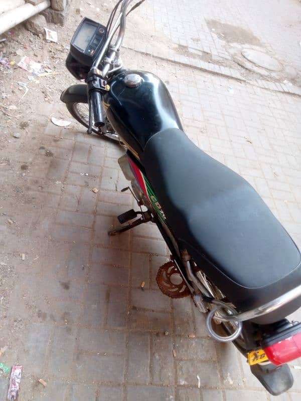 Honda cd 70 bilkol saf gadi  Hyderabad number 4