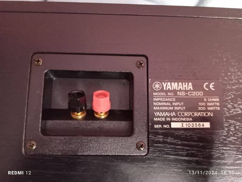 Yamaha center speaker 300 watts 5