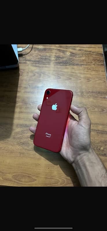 iPhone xr Factory unlocked 64gb non active BH 78% 1