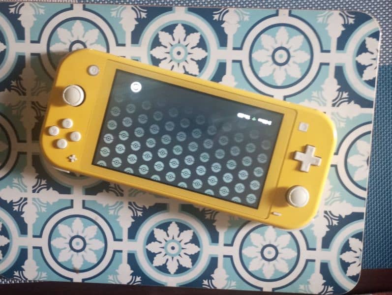 Nintendo Switch Lite 128GB jailbroken 4