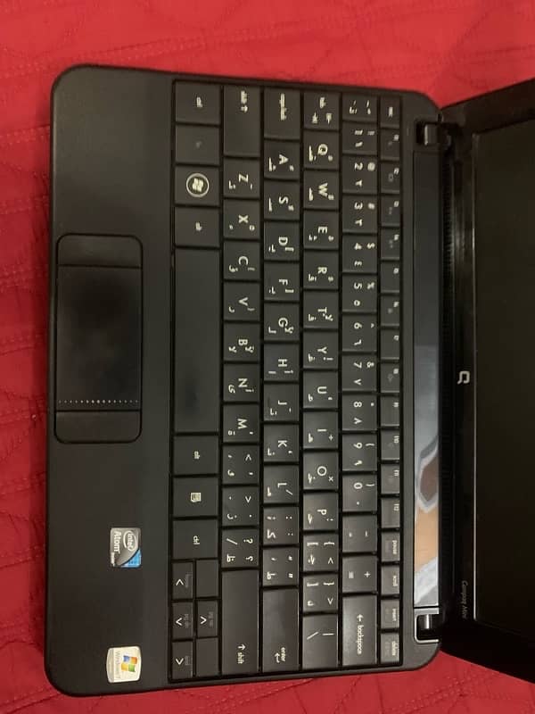 mini compaq laptop 0