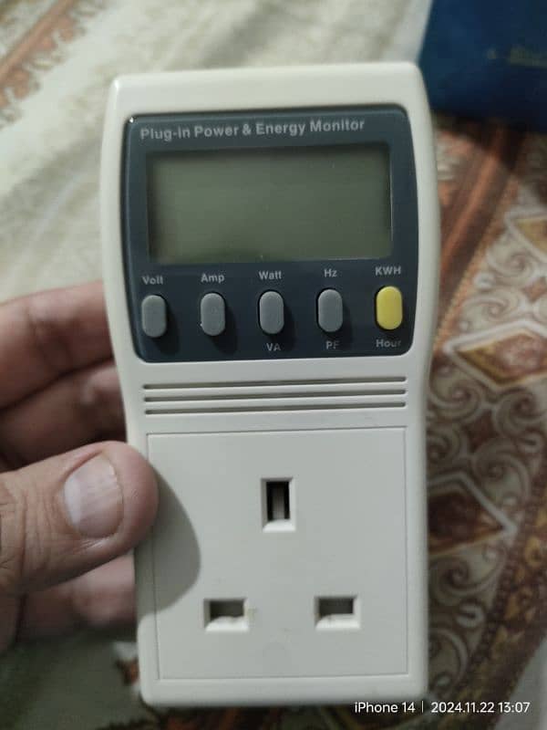 Brand new power factor energy meter came from UK measures 0