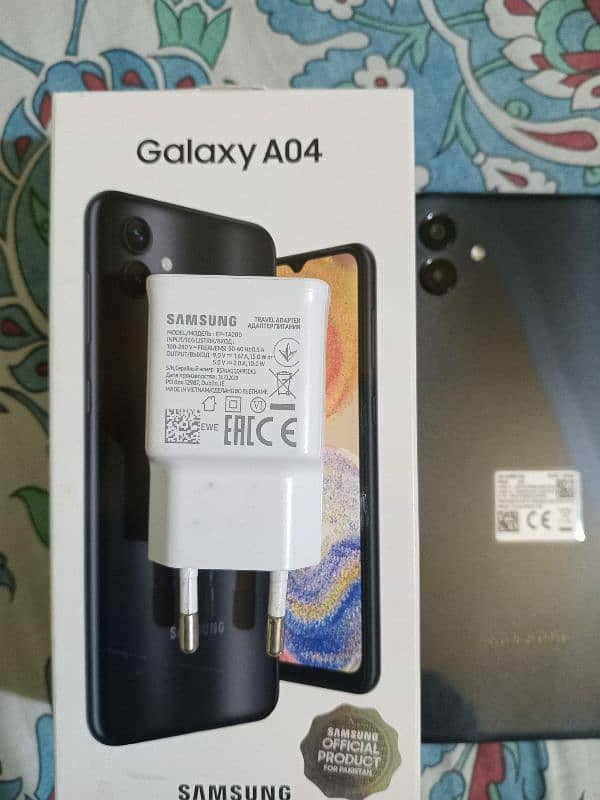 Samsung a04 4+4/64 4