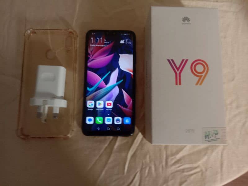 Huawei Y9 2019 with box 0