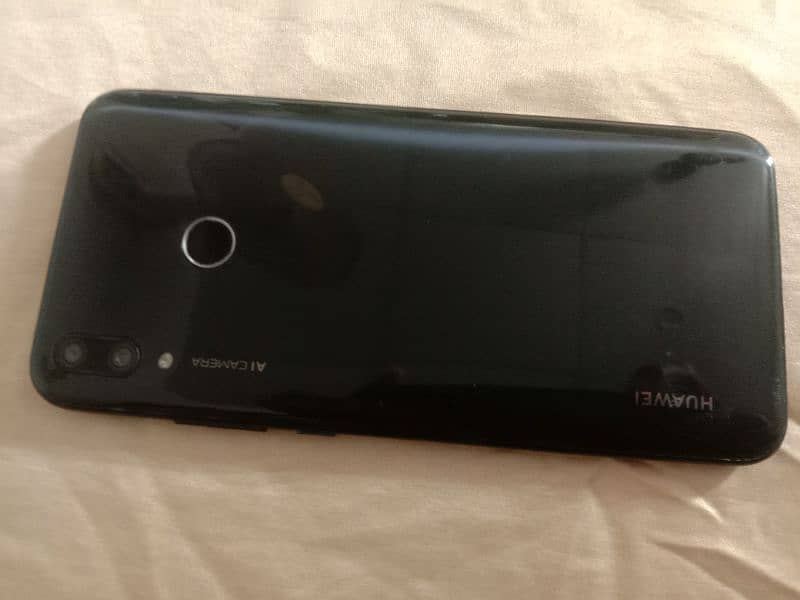 Huawei Y9 2019 with box 3