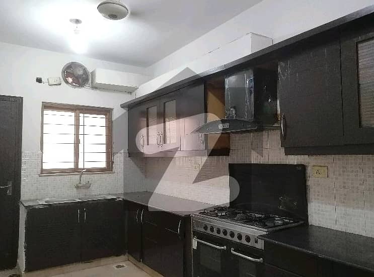 Near to Park House Of 10 Marla In Askari 11 - Sector A For rent 2