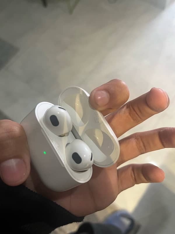 Airpods (3rd Generation) 3