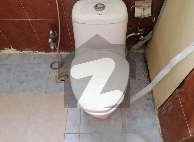 Ideal Flat In Lahore Available For Rs. 28500000 6