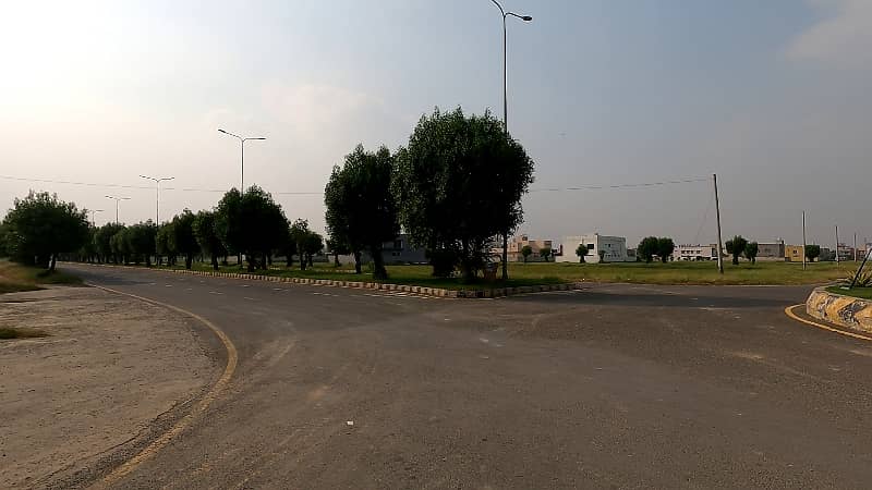 Safari Garden Lahore Housing Society Is A Project Of Hajvery Builders & Developers (PVT) 14