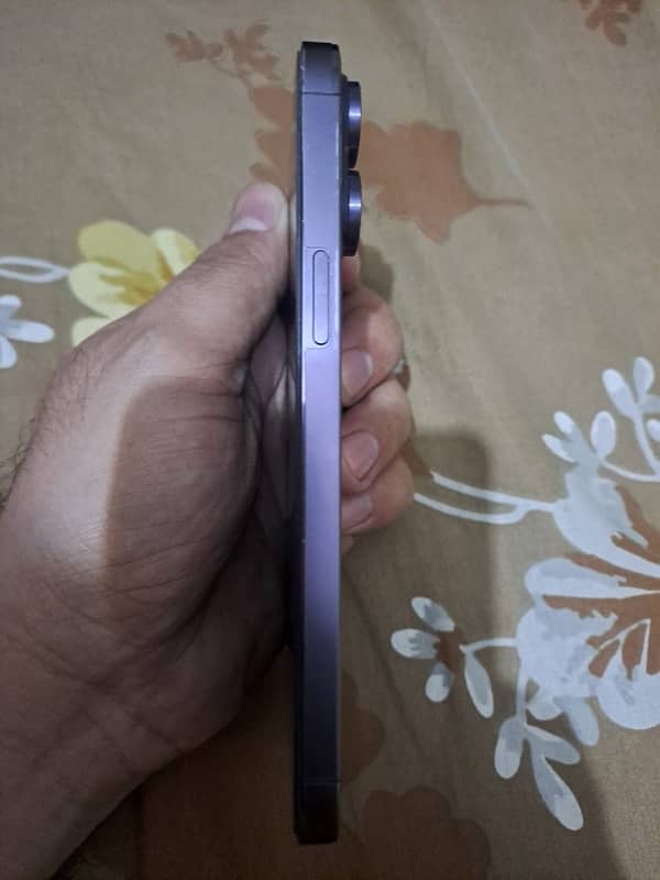 i phone 14 pro max condion 10 by 10 dual pahyscal sim pta aproved 2