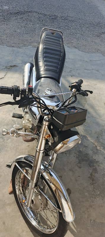 Honda 125 6