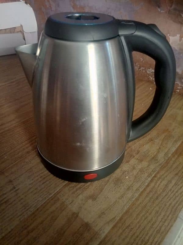 A Electric Kettle 2