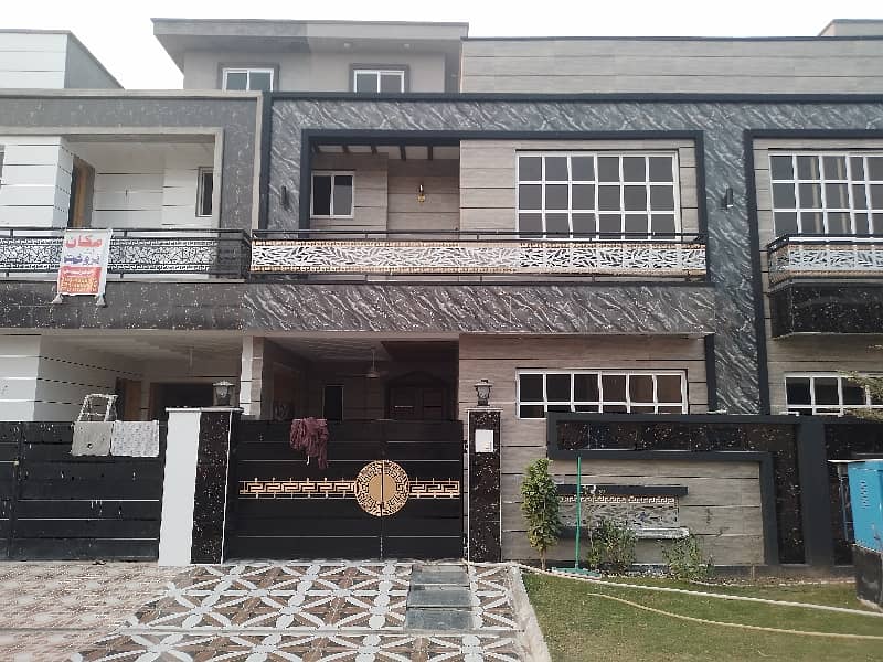 House For Sale In Green City 0