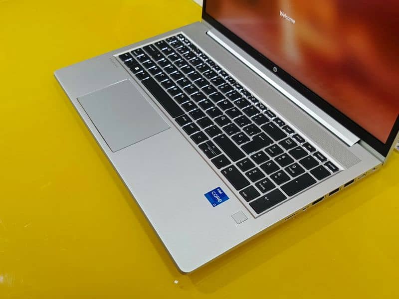 HP ProBook 450 G8 11th Gen i5 10/10 Condition 2