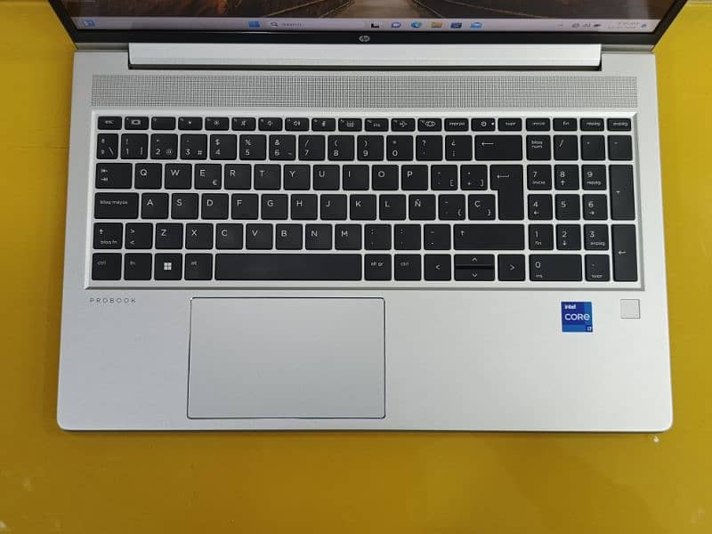 HP ProBook 450 G8 11th Gen i5 10/10 Condition 3