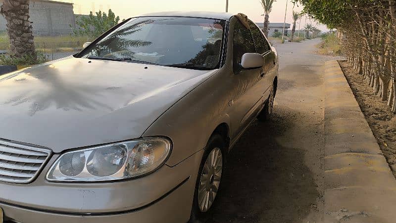 Nissan Sunny 2005 3