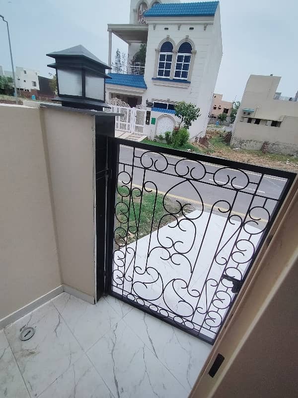 Bahria 6 Marla Corner Spanish Brand New Luxury Owner Build House Available For Sale Very Lowest Price In Bahria Nasheman Ferozpur Road Lahore 11