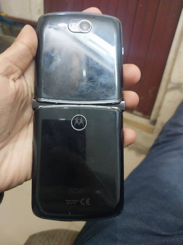 Motorola Razr 5G {2020} 8/256 1